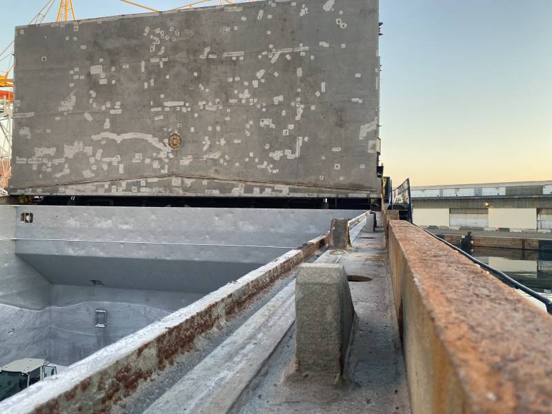 Inspection of Cargo Hold Panels on a Commercial Vessel in Fos-sur-Mer